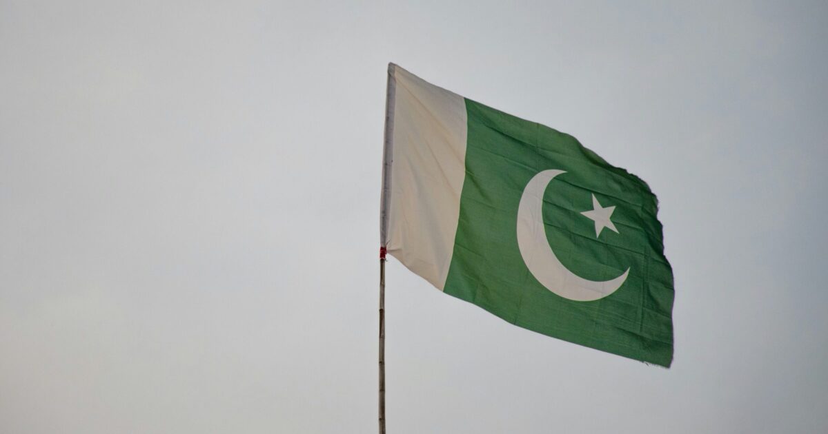 巴基斯坦网红Ducky Bhai涉嫌推广非法博彩应用，面临正式指控