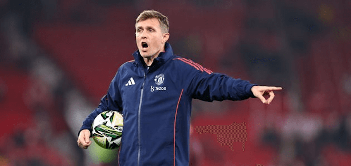 曼联乱局中的定海神针：弗莱彻临危受命再显红魔本色