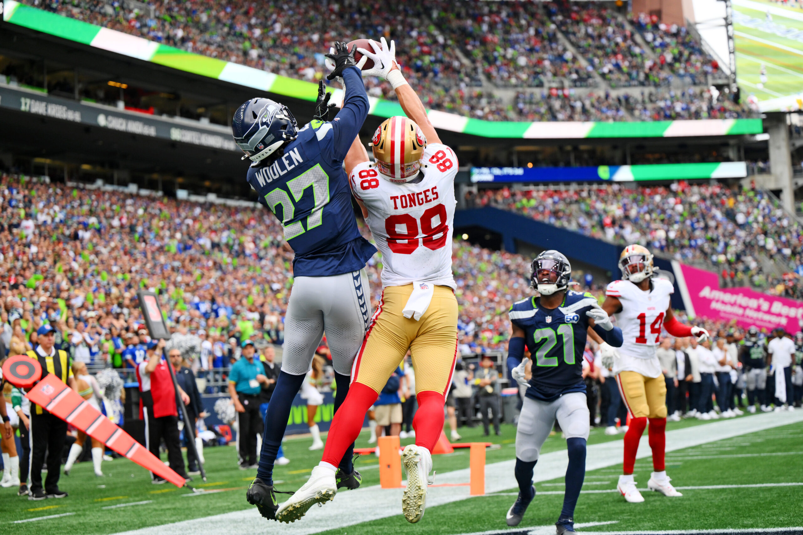 西雅图海鹰对阵旧金山49人 | 赛前预测 | 国联西区对决赔率走势