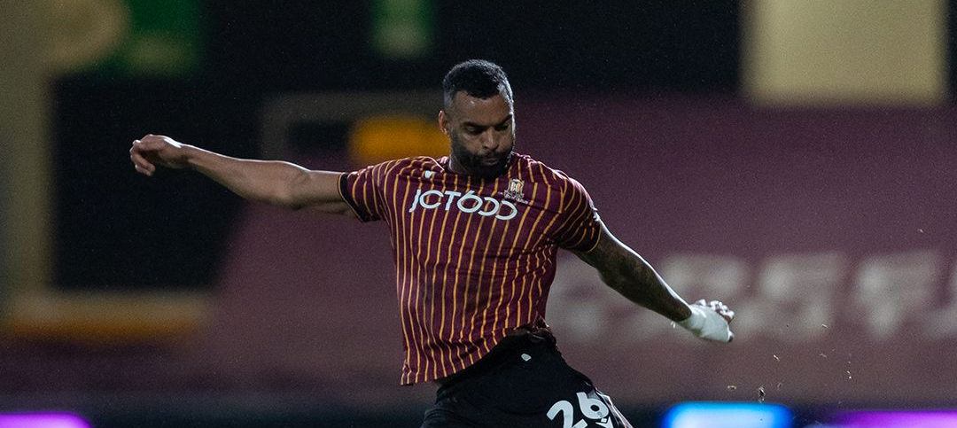 英甲前瞻：曼斯菲尔德vs布拉德福德城，谁能笑傲开年战？