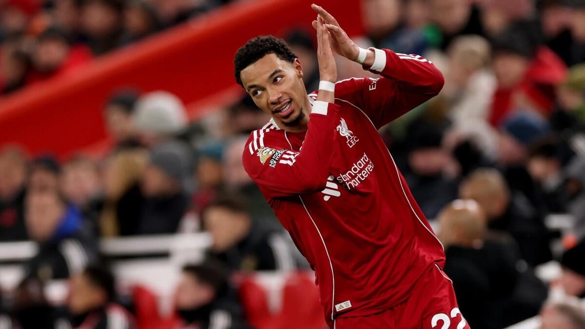 利物浦足总杯迎战巴恩斯利：埃基蒂克复出，斯洛特誓派强阵